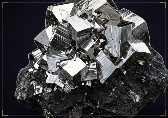 Hematite natural mineral specimen